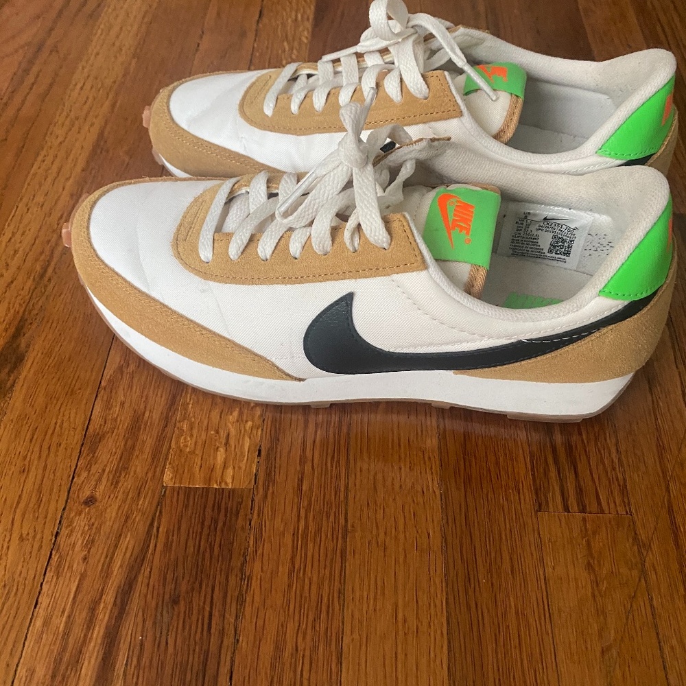 Women’s Nike